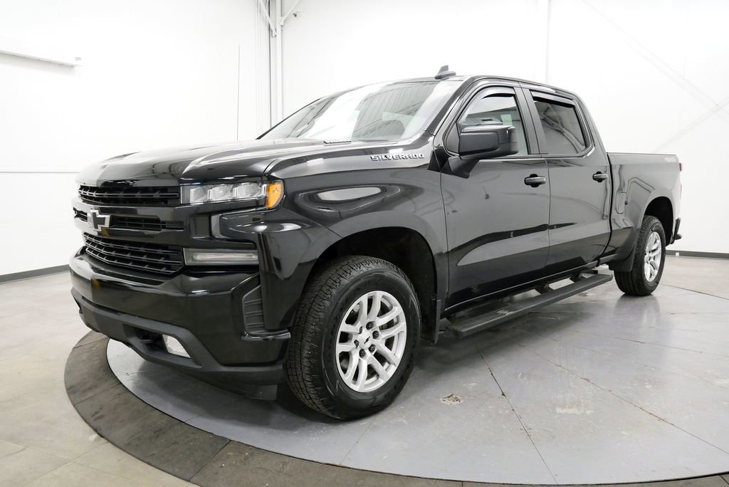 Used 2021 Chevrolet Silverado 1500 RST w/ Bed Protection Package AWD/4WD image 3