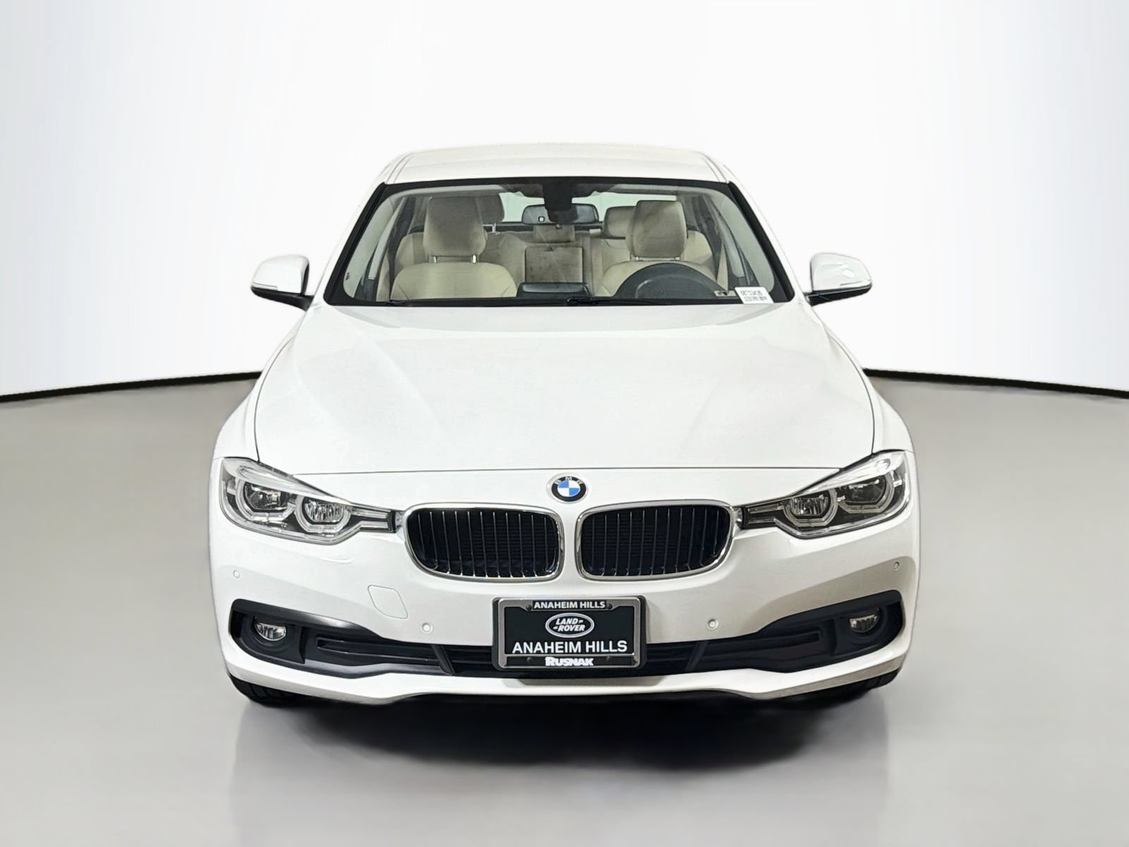 Used 2018 BMW 320i Sedan RWD image 8