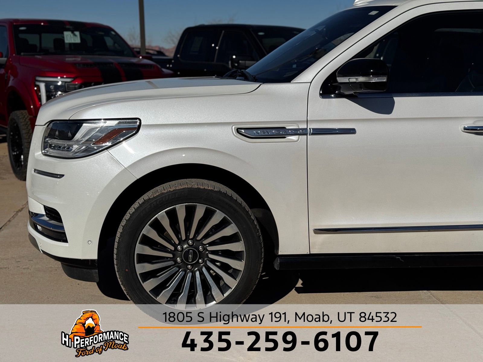 Used 2019 Lincoln Navigator Reserve w/ Cargo Package image 12