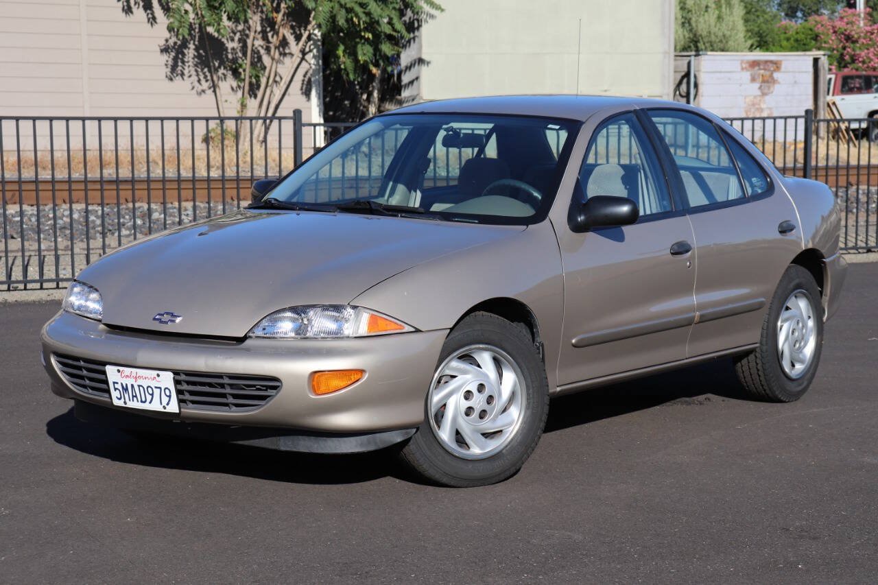 Used 1997 Chevrolet Cavalier LS w/ Preferred Equipment Group 2 FWD image 4