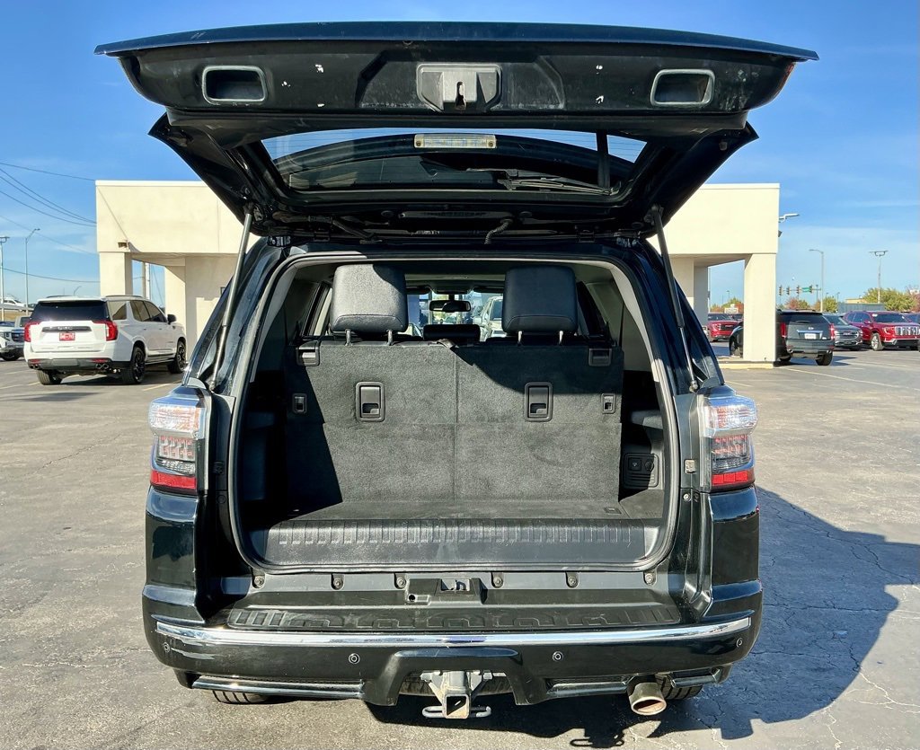 Used 2015 Toyota 4Runner Limited image 17