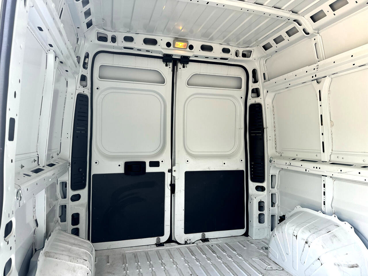 Used 2023 RAM ProMaster 2500 w/ Driver Convenience Group image 13