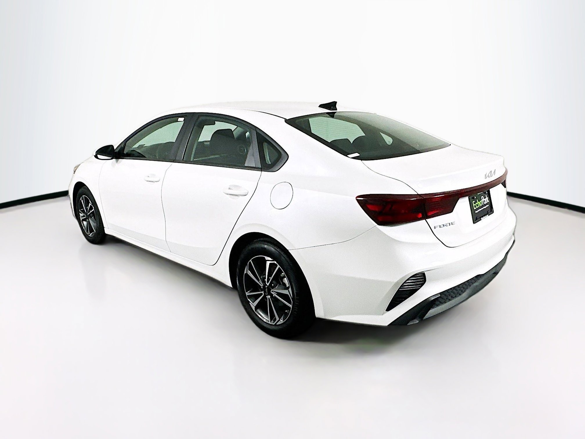 Used 2024 Kia Forte LXS image 5