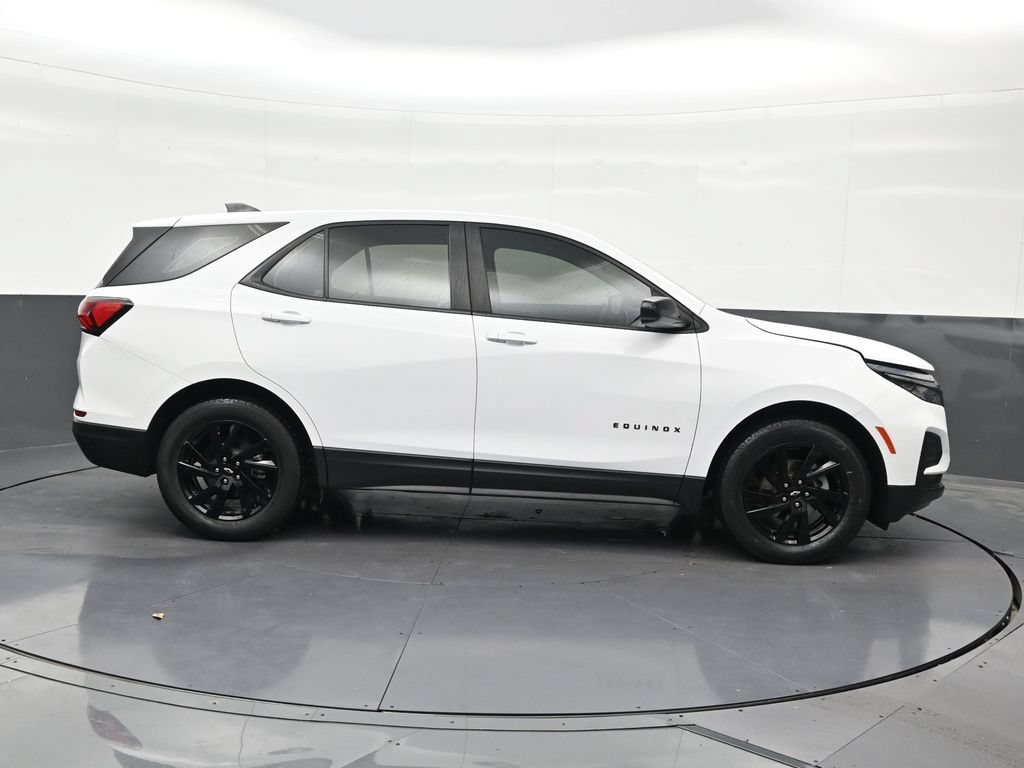 Used 2024 Chevrolet Equinox LS w/ Sport Edition FWD image 7
