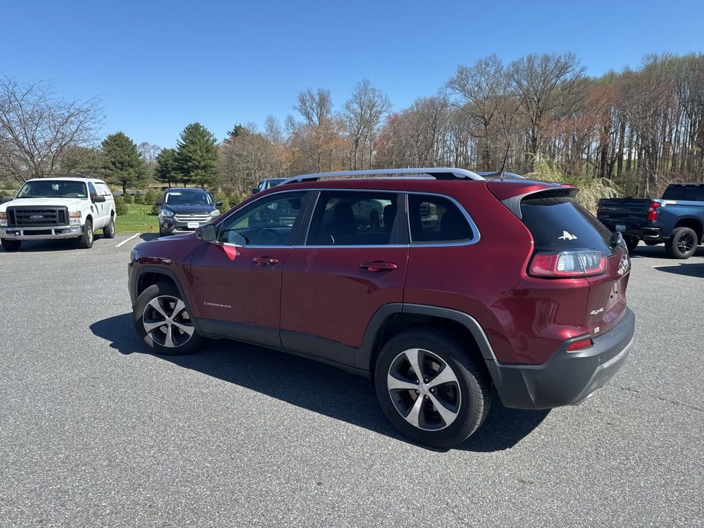 Used 2019 Jeep Cherokee Limited image 4
