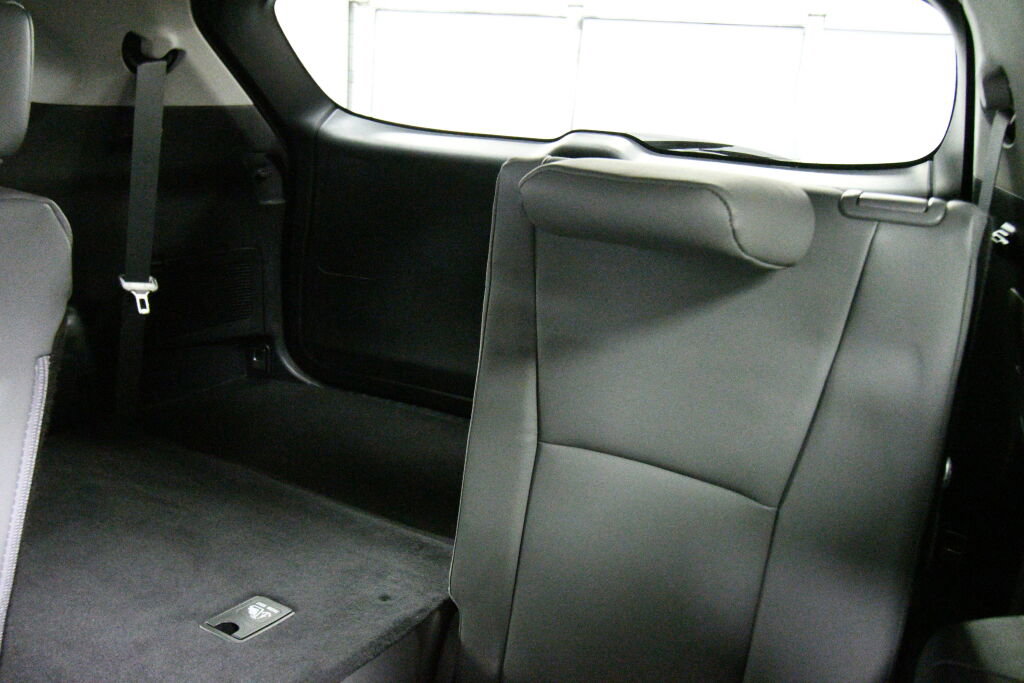 Certified 2023 Toyota Highlander XLE image 24