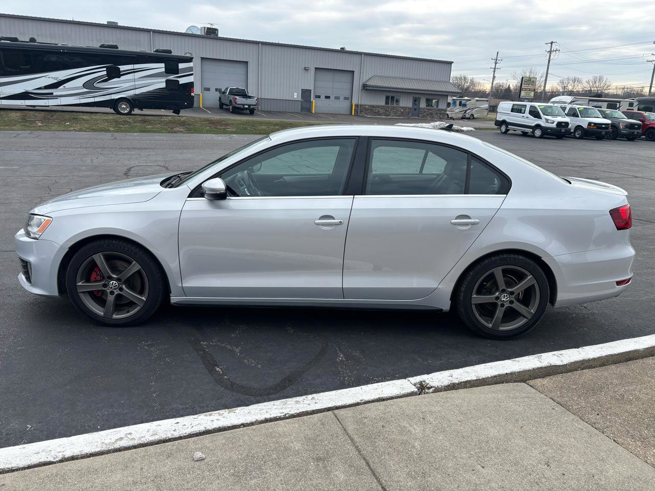 Used 2013 Volkswagen Jetta GLI image 6