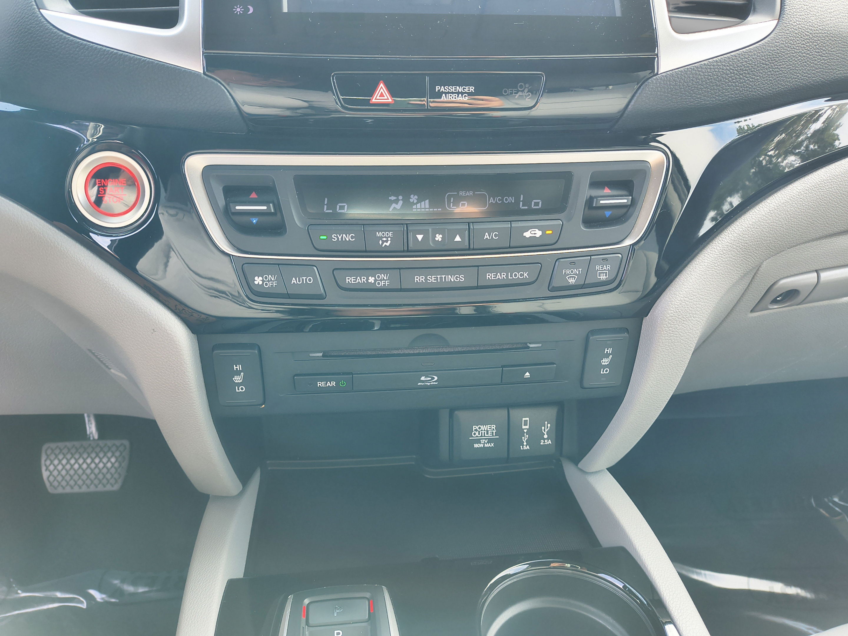 Used 2017 Honda Pilot Touring image 29