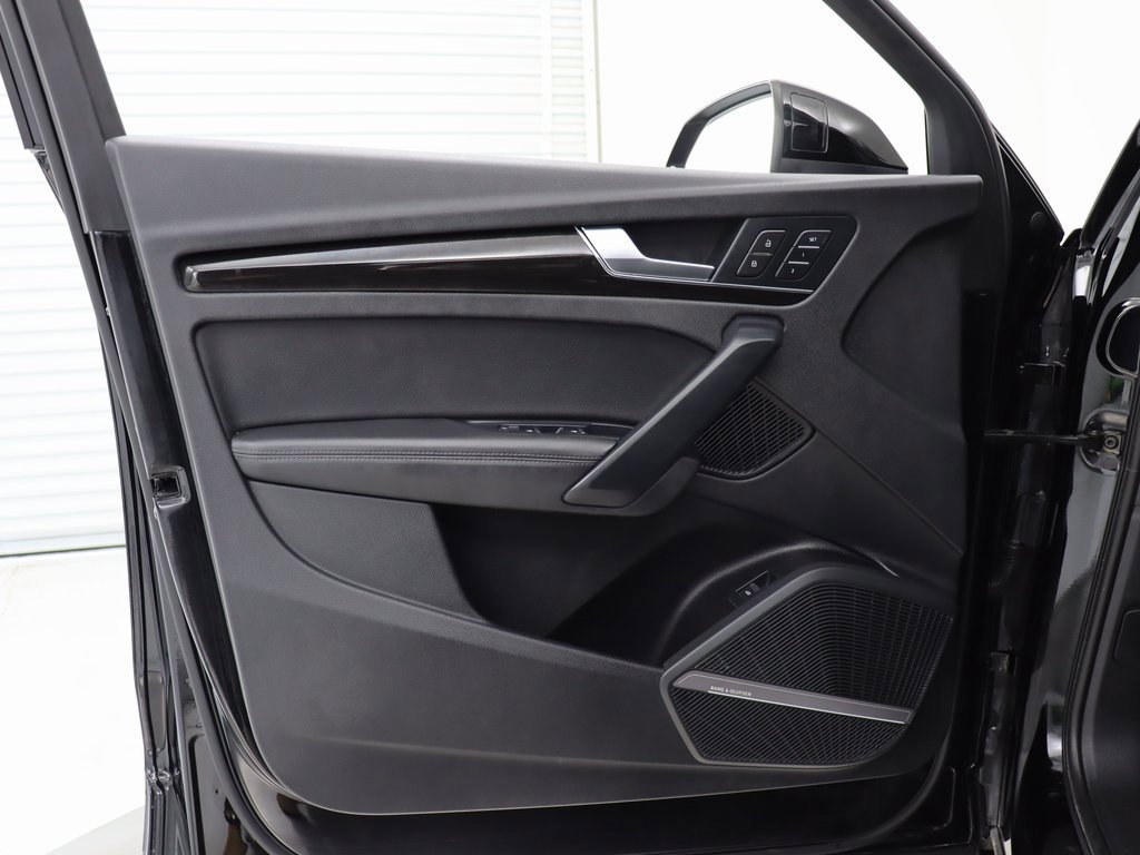 Used 2020 Audi Q5 2.0T Premium Plus w/ Premium Plus Package image 37