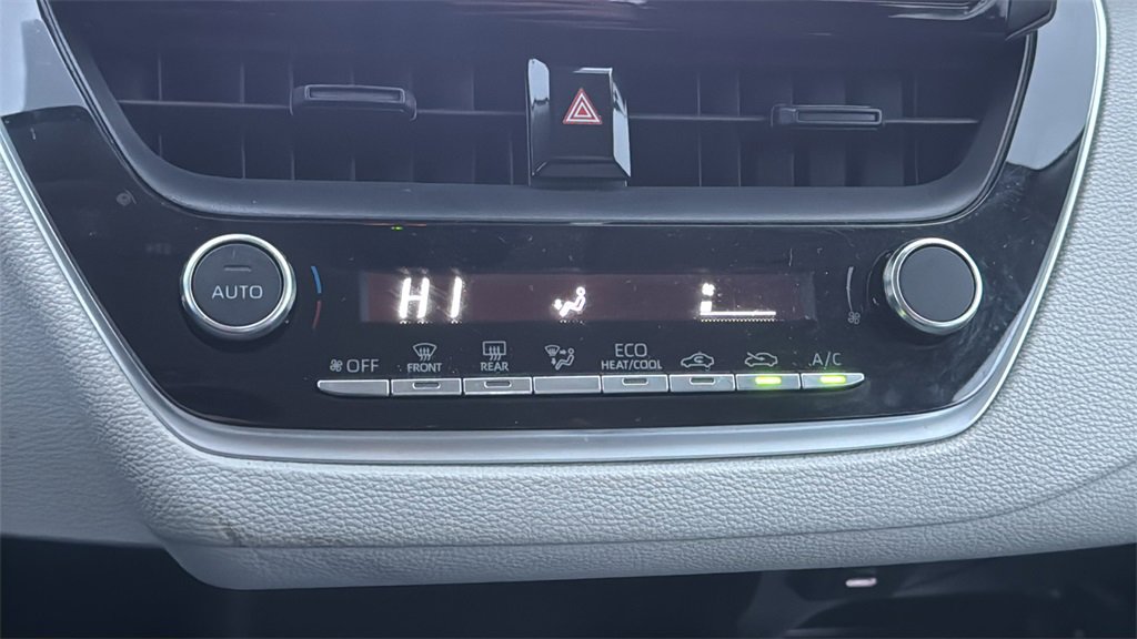 Certified 2023 Toyota Corolla LE image 35