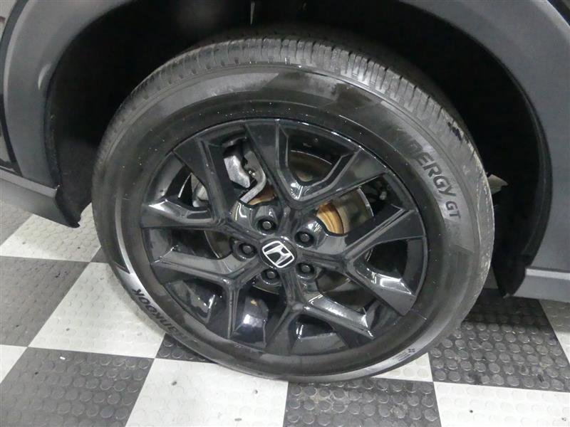 Used 2025 Honda HR-V Sport image 17