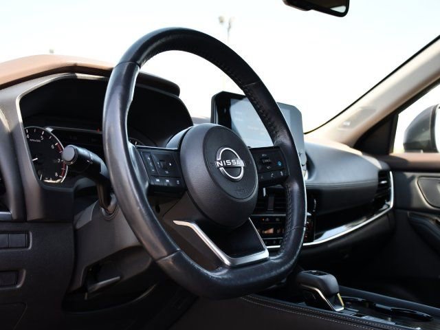 Used 2023 Nissan Rogue SL w/ SL Premium Package FWD image 14