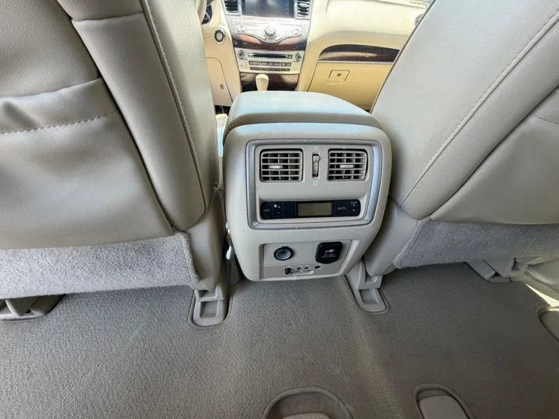 Used 2013 INFINITI JX35 AWD w/ Premium Pkg image 22