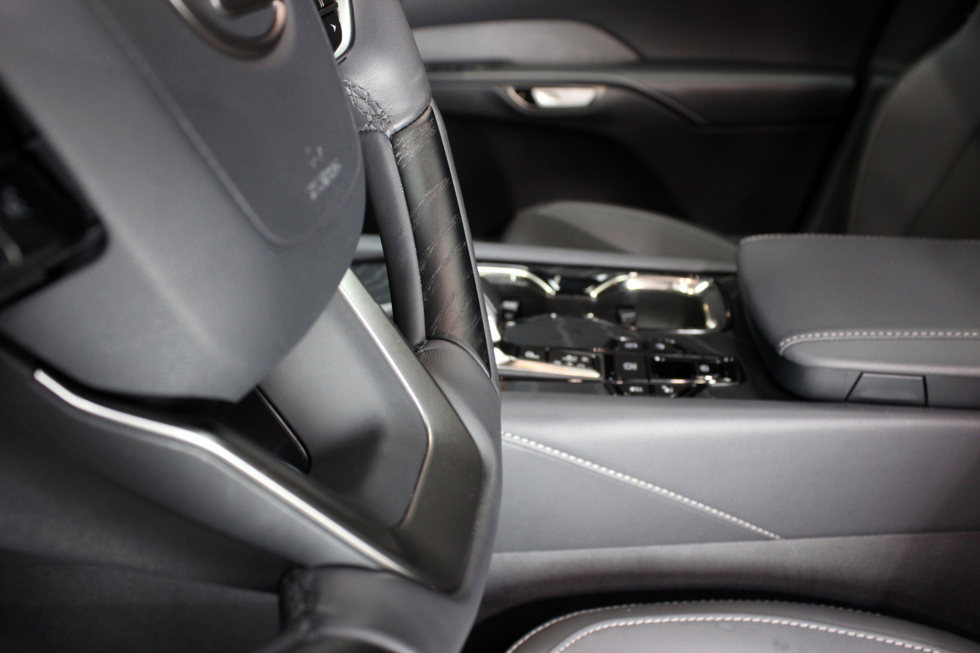 Used 2025 Lexus RX 350 F Sport w/ Convenience Package image 50