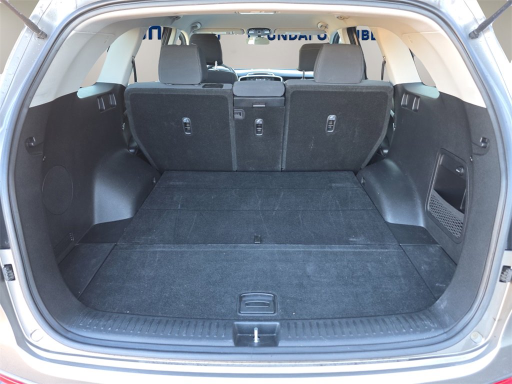 Used 2017 Kia Sorento LX image 13