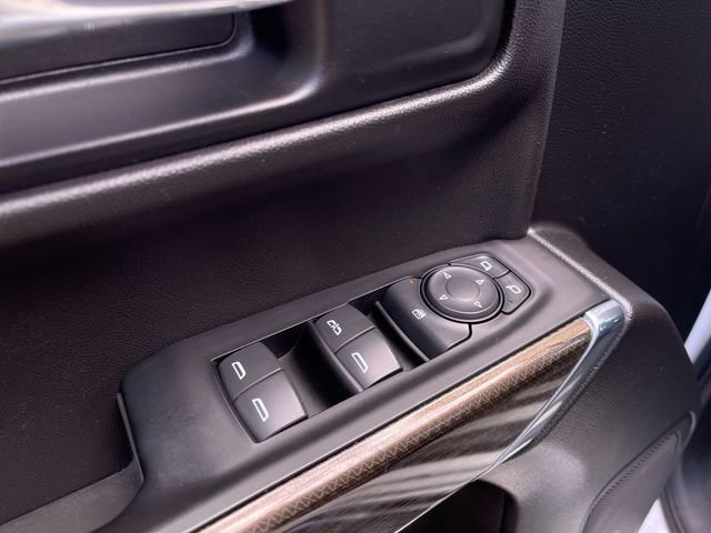 Used 2022 Chevrolet Silverado 1500 RST AWD/4WD image 23