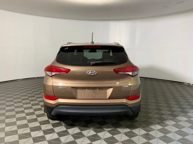 Used 2017 Hyundai Tucson SE w/ SE Popular Package 02 AWD/4WD image 6