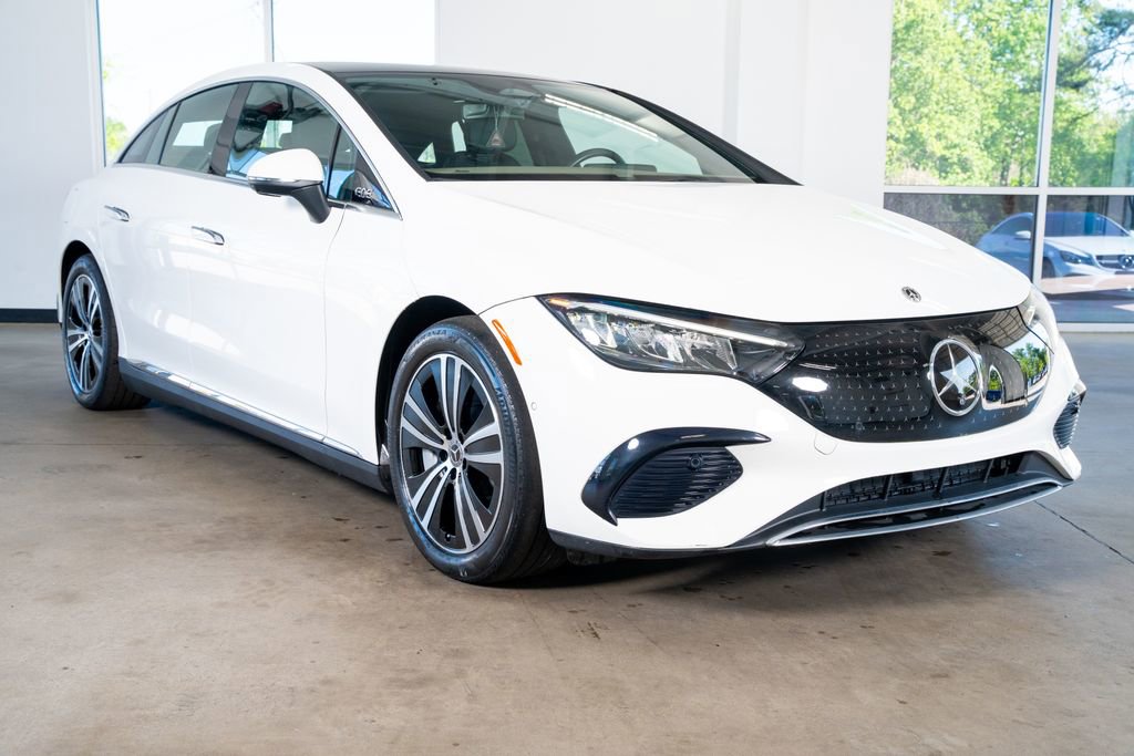 Used 2023 Mercedes-Benz EQE 350+ 4MATIC Sedan image 4