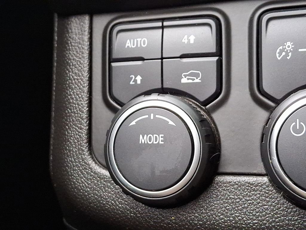 Used 2023 Chevrolet Tahoe RST image 25