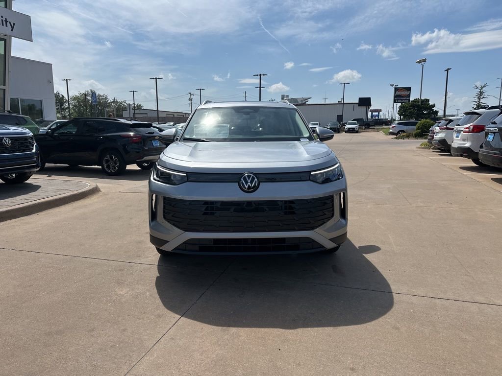 New 2026 Volkswagen Tiguan SE AWD/4WD image 2