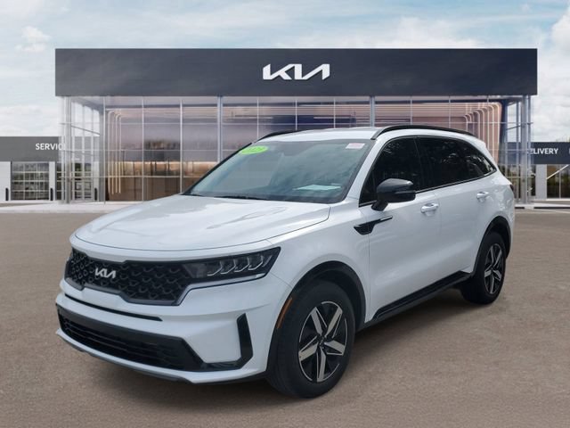 Certified 2023 Kia Sorento S FWD image 3