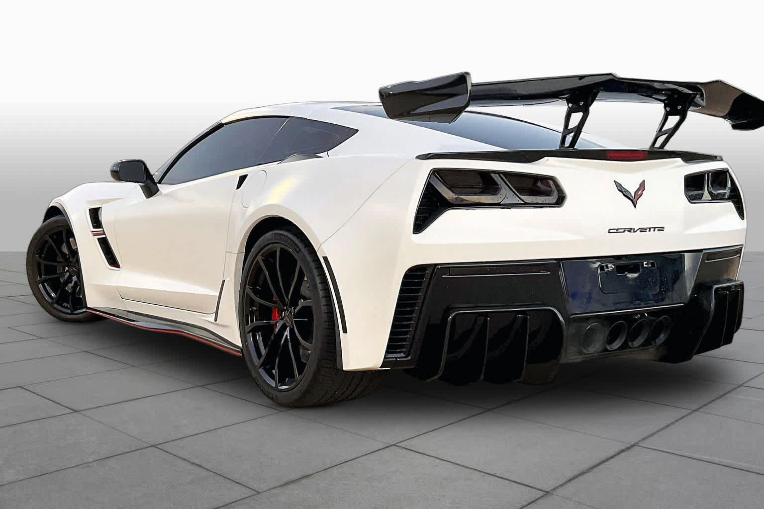 Used 2019 Chevrolet Corvette Grand Sport RWD image 13