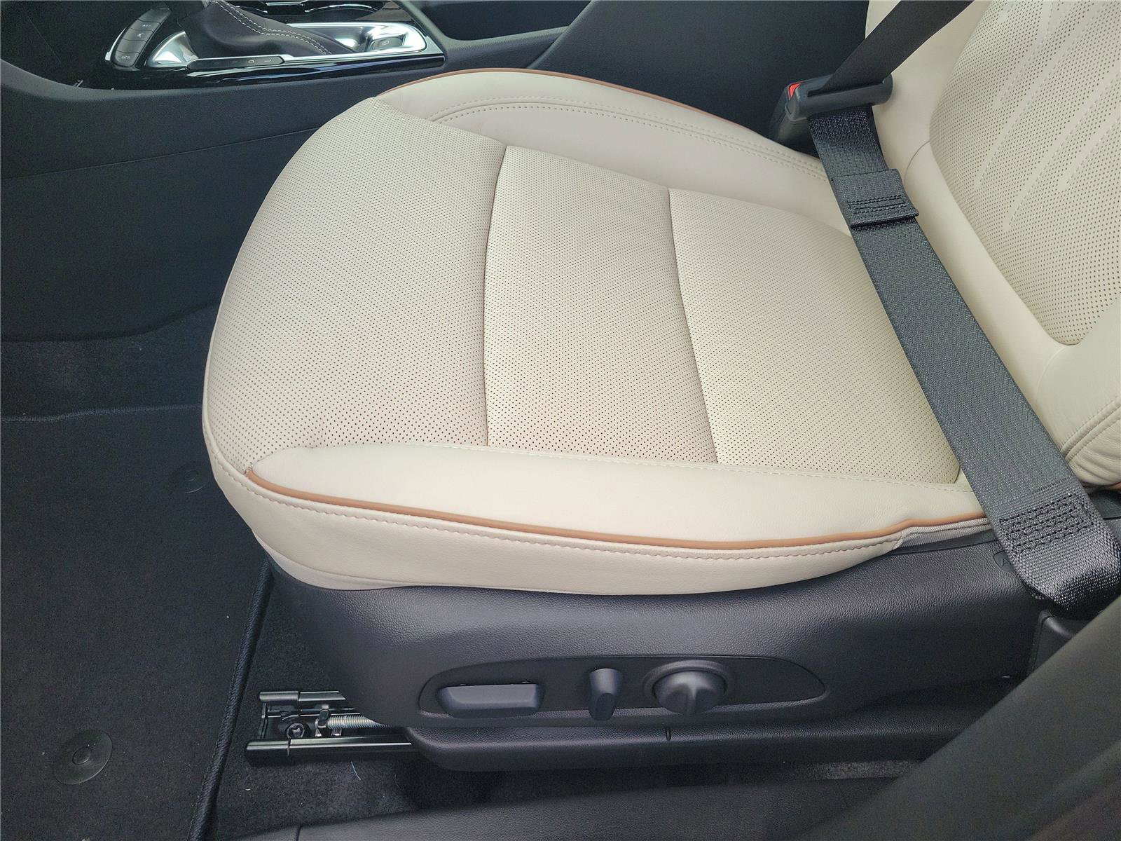 New 2026 Buick Encore GX Avenir w/ Avenir Technology Package image 17