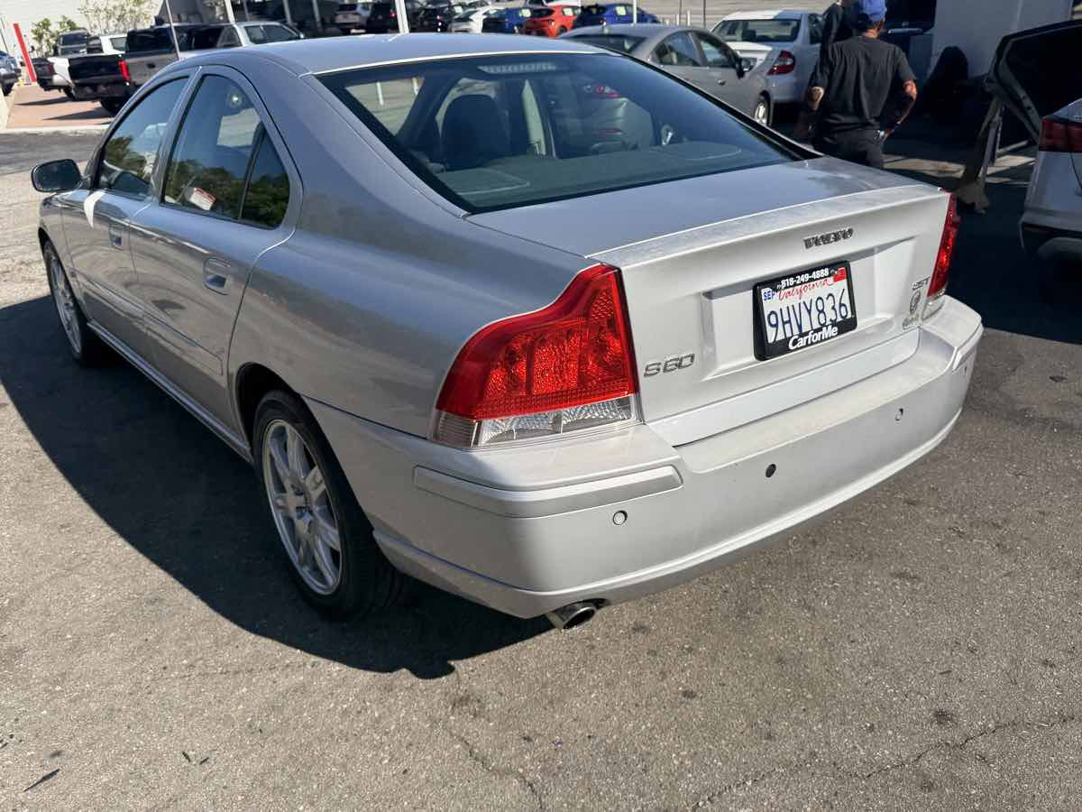 Used 2005 Volvo S60 2.5T FWD image 4