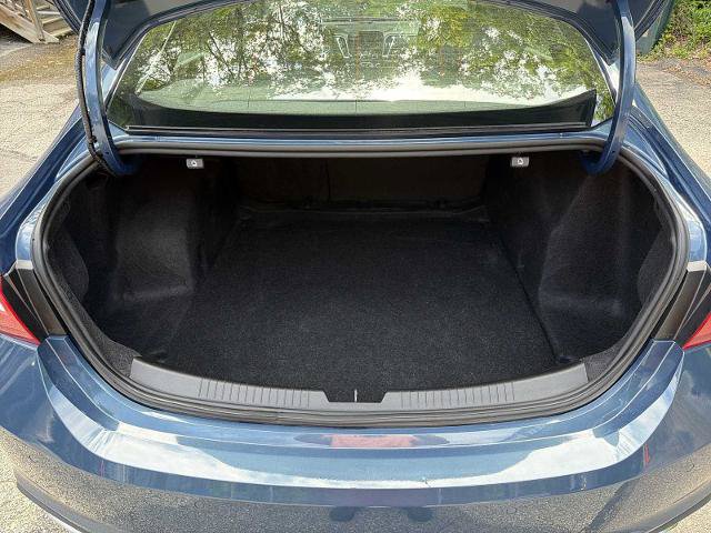 Used 2024 Chevrolet Malibu RS FWD image 23