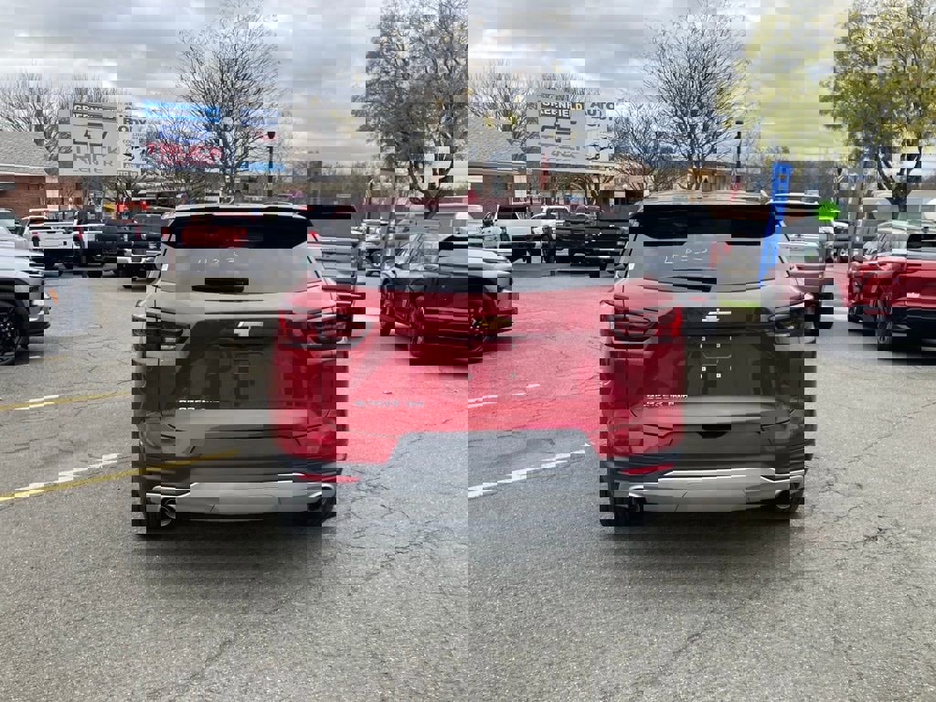 New 2025 Chevrolet Blazer LT image 6