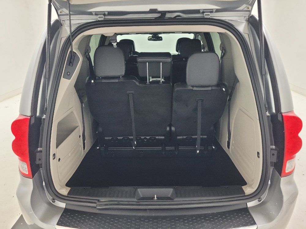 Used 2019 Dodge Grand Caravan SXT FWD image 29
