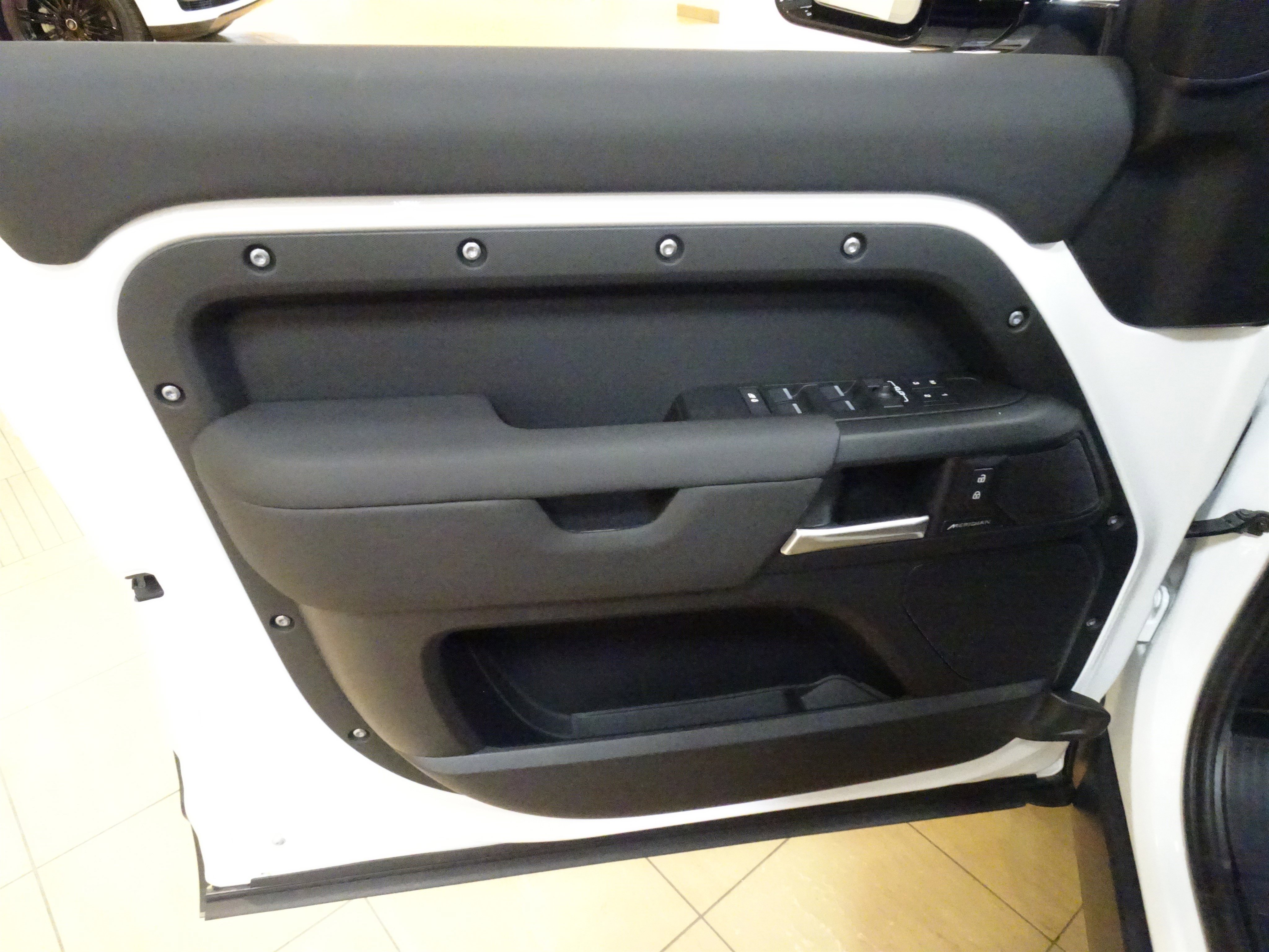 New 2026 Land Rover Defender 110 S image 17