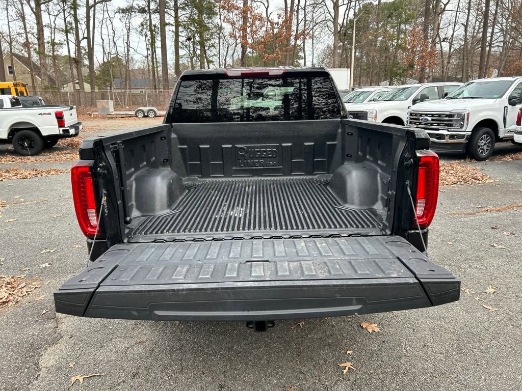 Used 2025 GMC Sierra 1500 SLT image 30