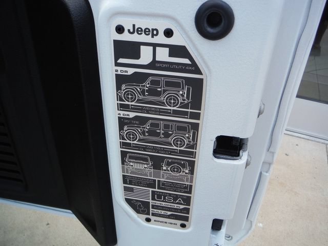 Certified 2026 Jeep Wrangler Unlimited Rubicon AWD/4WD image 46
