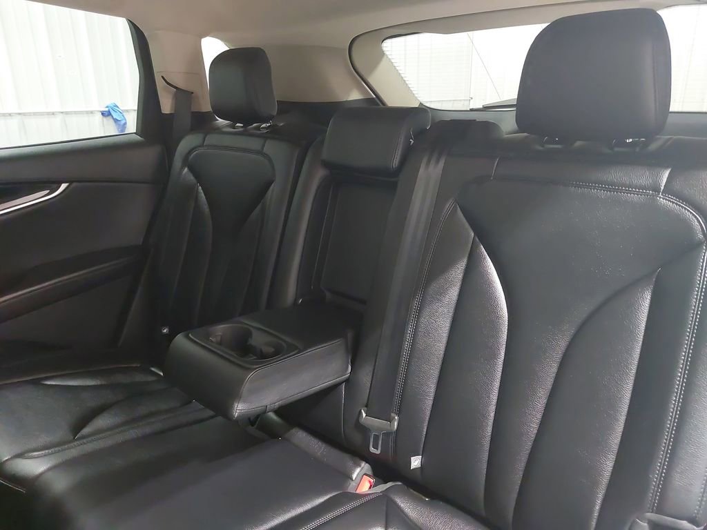 Used 2023 Lincoln Nautilus AWD w/ Premium Package image 14