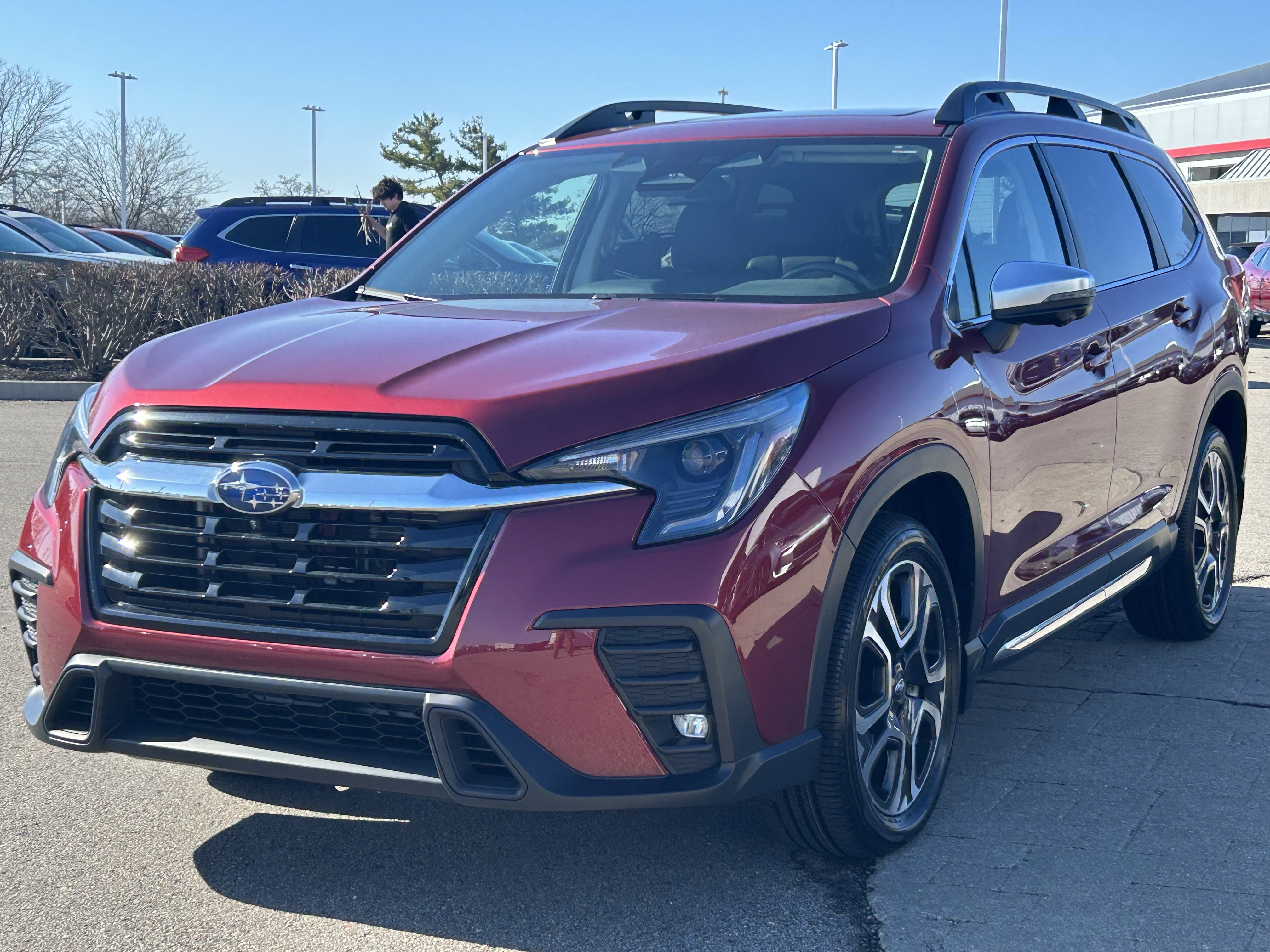 Certified 2023 Subaru Ascent Limited w/ Technology Package image 3