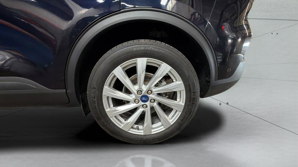 Used 2021 Ford Escape Titanium w/ Titanium Elite Package image 17