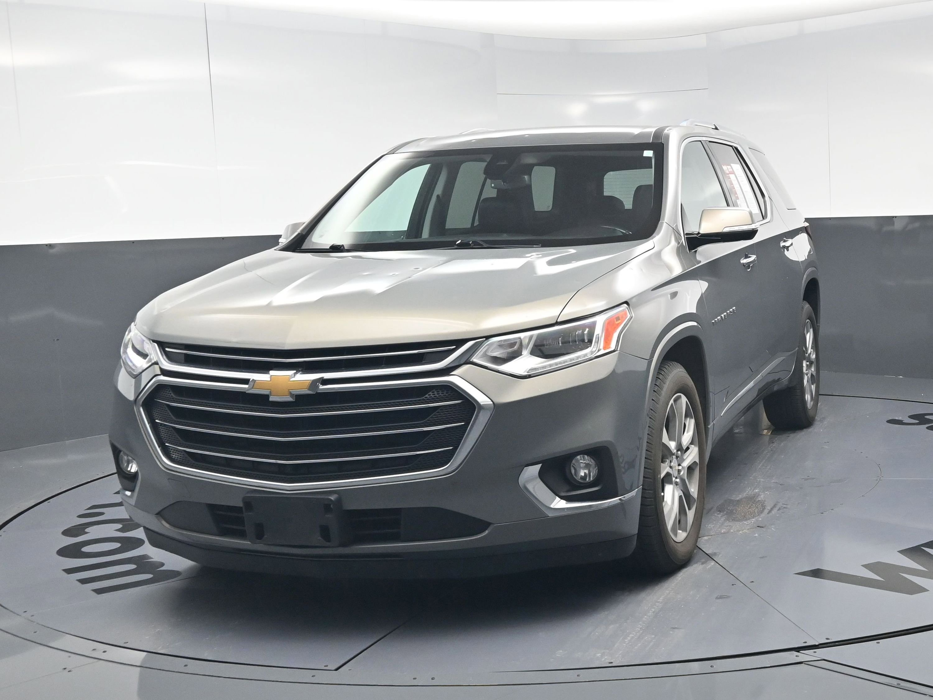 Used 2019 Chevrolet Traverse Premier w/ LPO, Floor Liner Package AWD/4WD image 11
