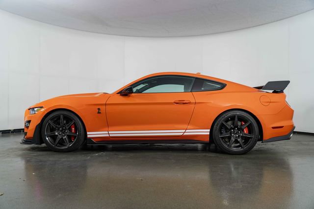 Used 2022 Ford Mustang Shelby GT500 w/ Carbon Fibre Track Pack RWD image 5