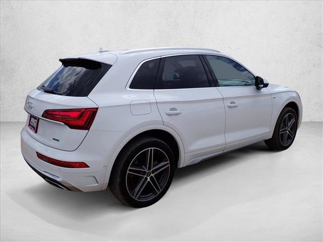 Used 2022 Audi Q5 e Prestige AWD/4WD image 4