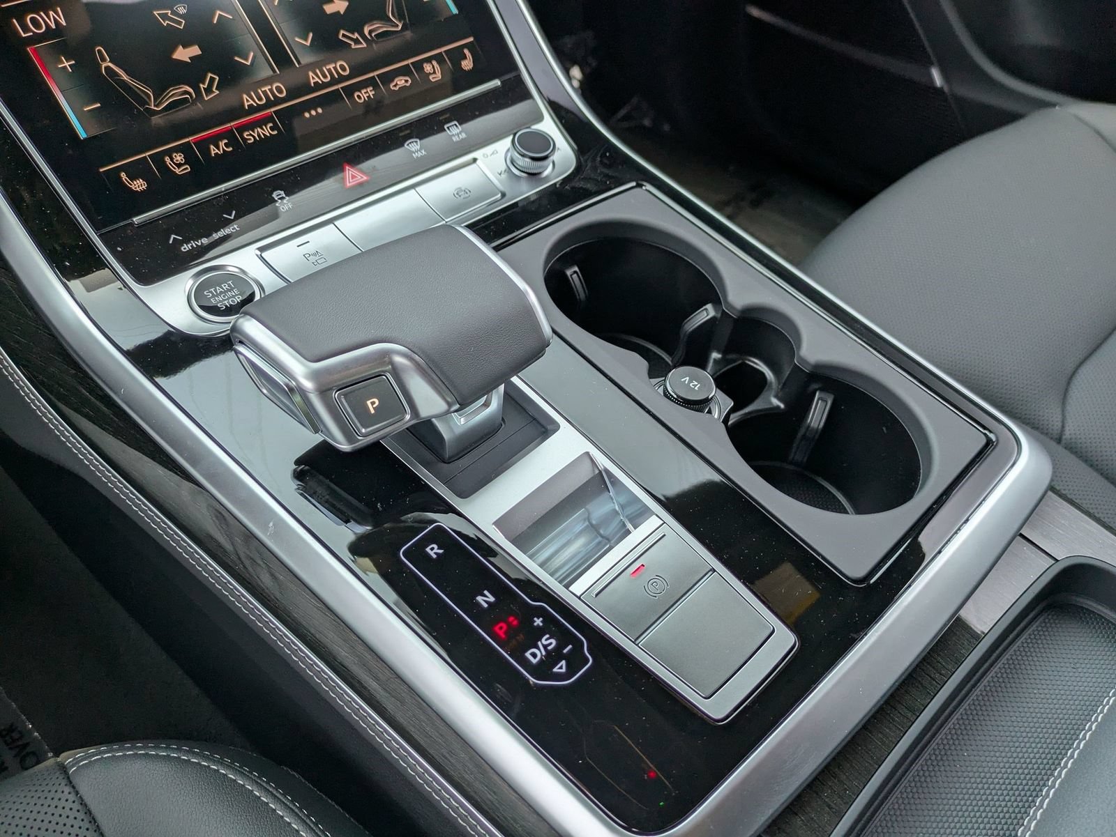 New 2026 Audi Q8 Premium Plus AWD/4WD image 7