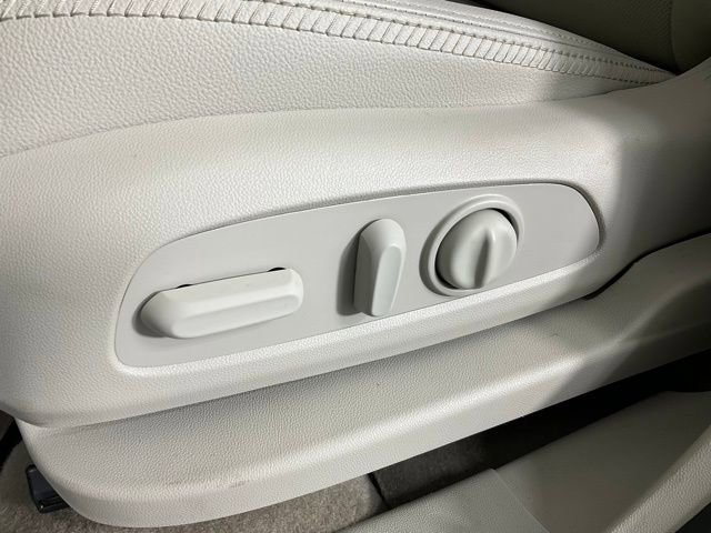 Used 2024 GMC Terrain Denali w/ Denali Premium Package image 30