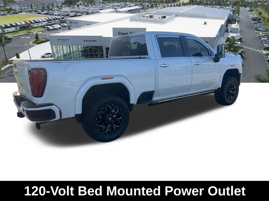Used 2024 GMC Sierra 3500 Denali Ultimate image 13