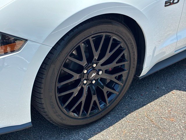 Used 2020 Ford Mustang GT Premium w/ GT Performance Package RWD image 11