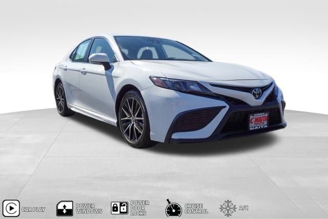 Used 2022 Toyota Camry SE