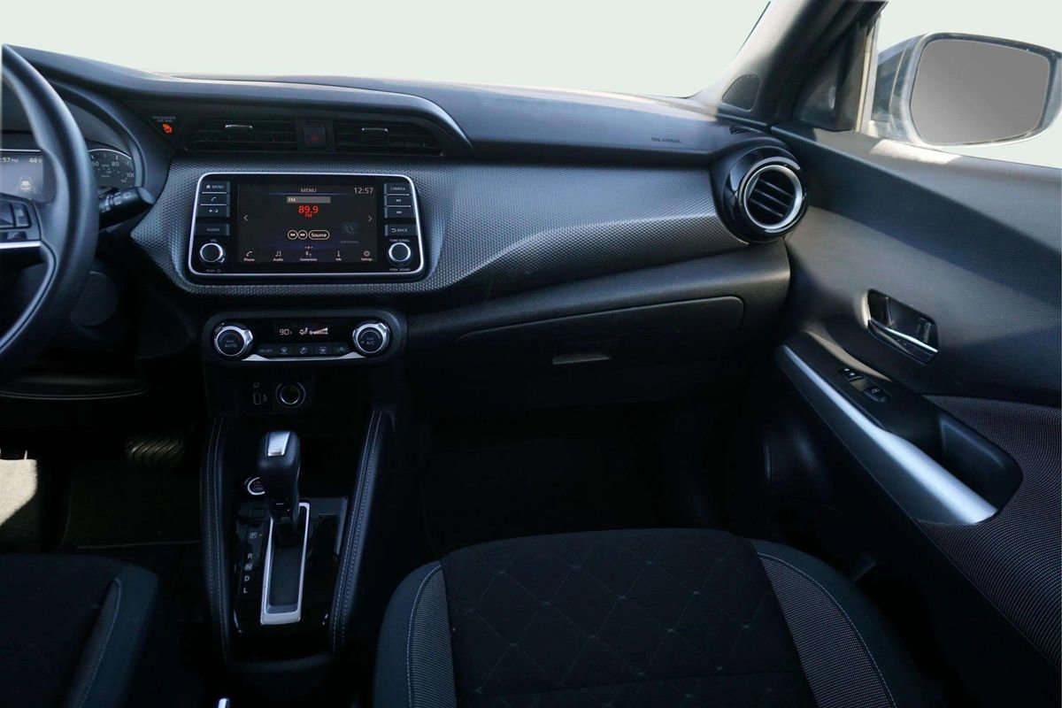 Used 2020 Nissan Kicks SV FWD image 22