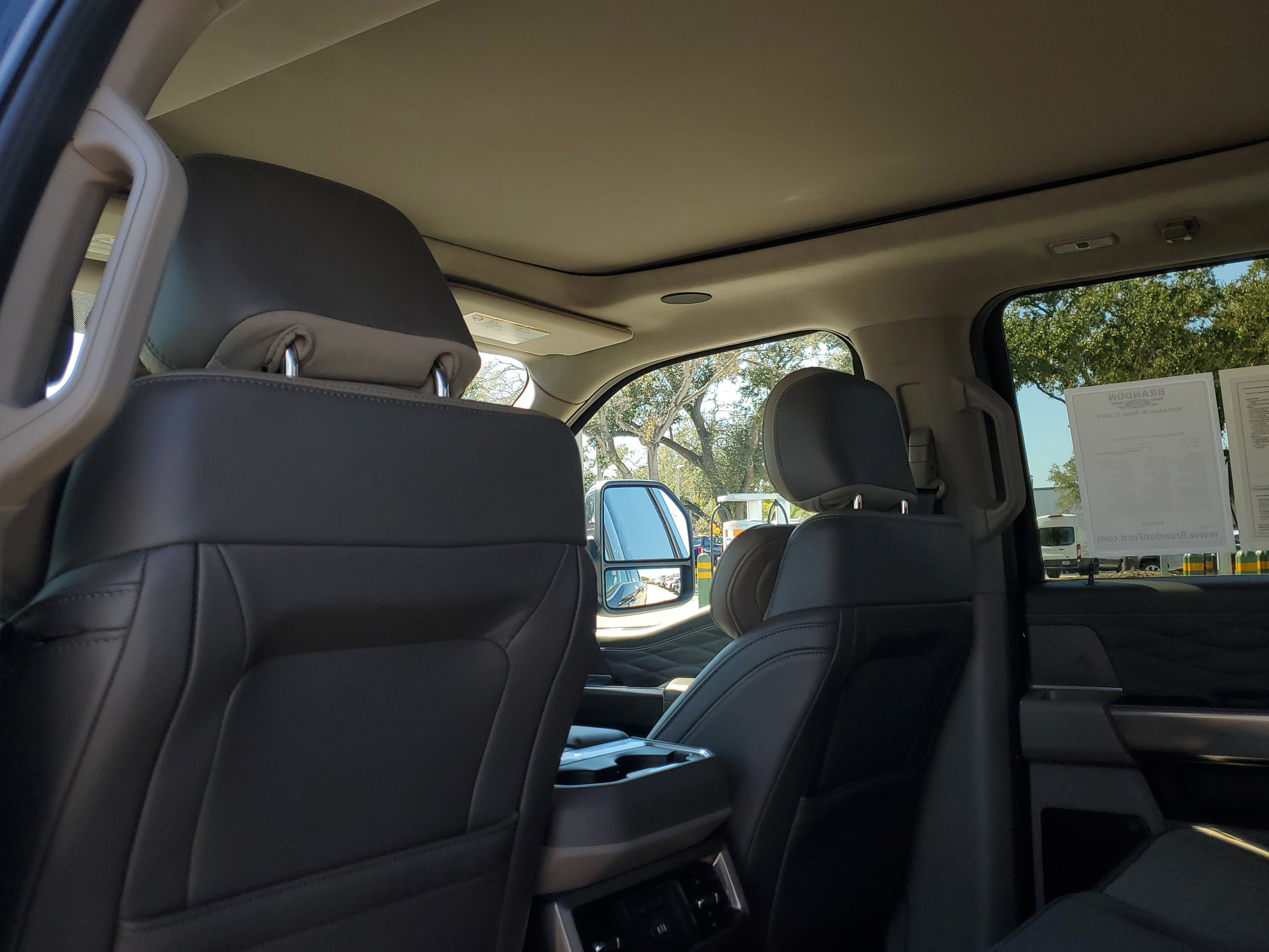 Used 2025 Ford F350 Platinum w/ Platinum Plus Package image 13