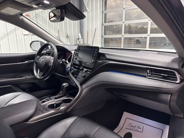 Used 2021 Toyota Camry XLE FWD image 25