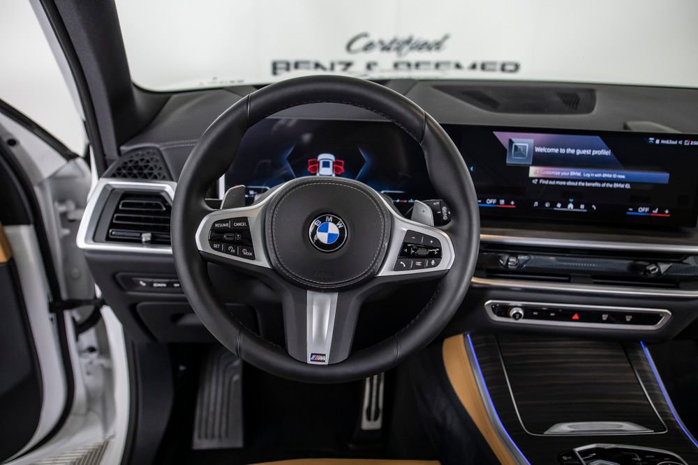 Used 2026 BMW X5 xDrive40i w/ M Sport Package image 27