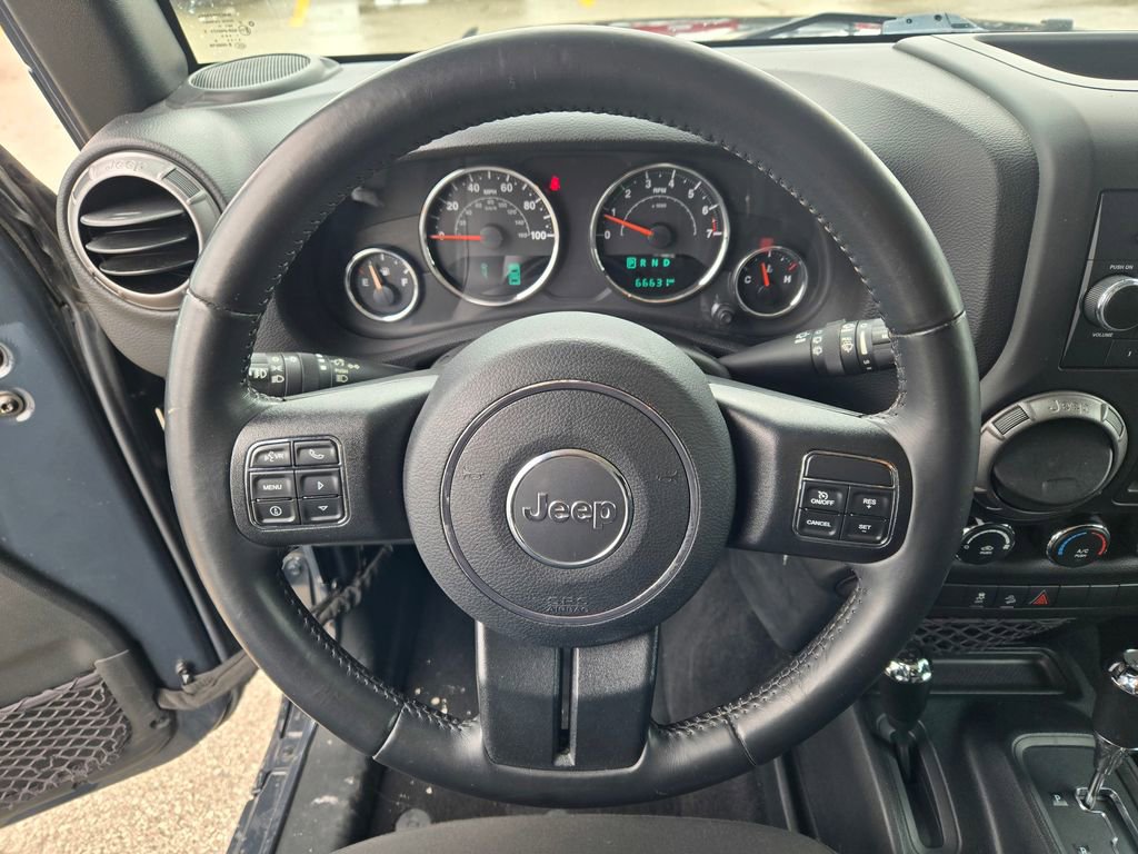 Used 2018 Jeep Wrangler Unlimited Sport S image 38